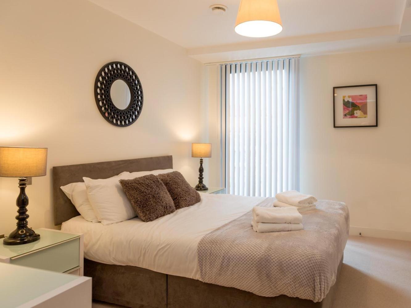 Central Tower Bridge Apartment London Bilik gambar