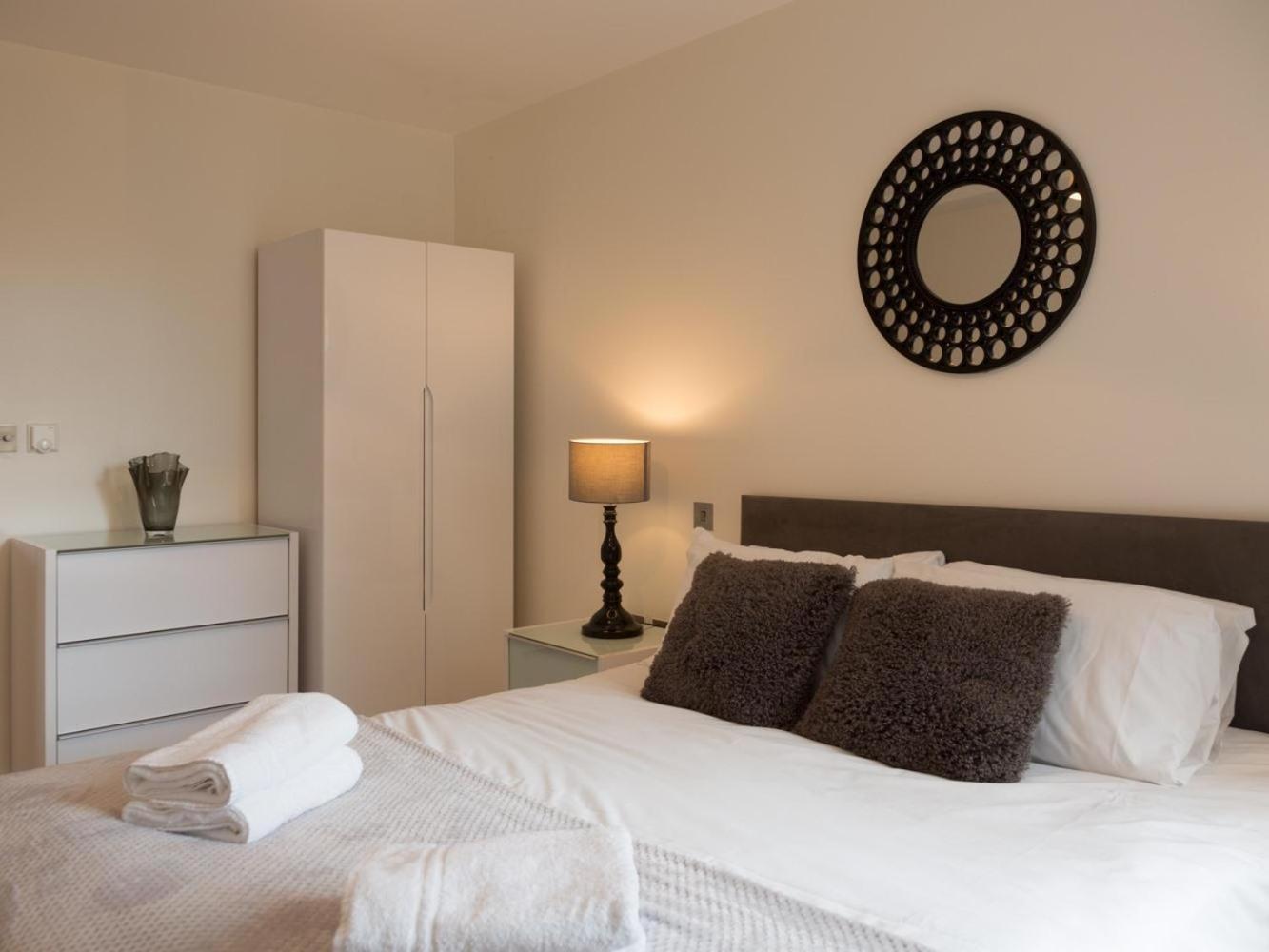 Central Tower Bridge Apartment London Bilik gambar