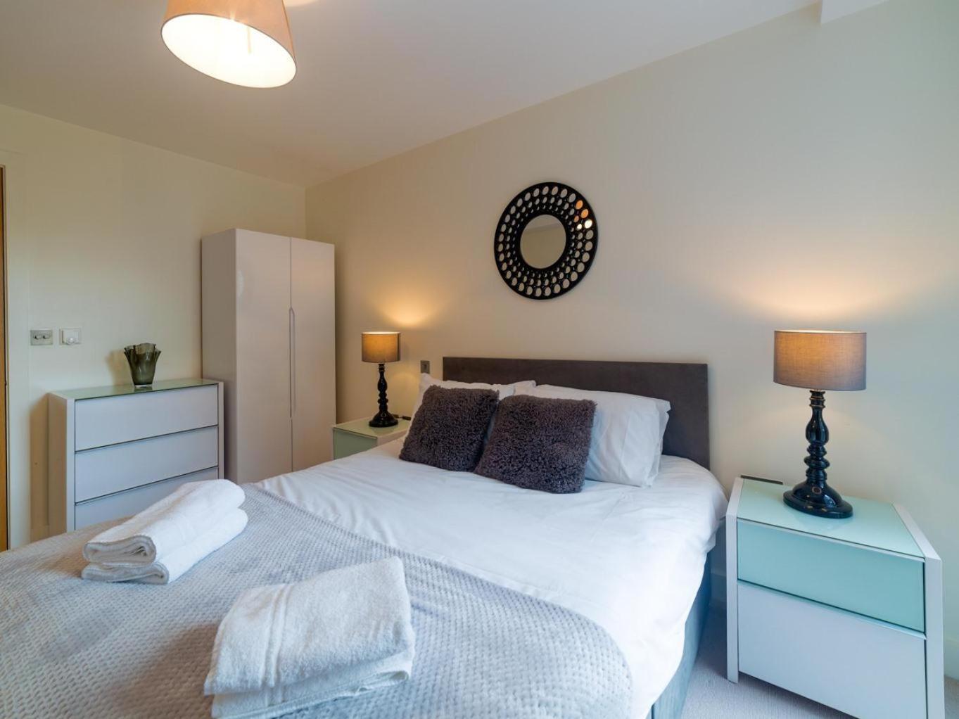Central Tower Bridge Apartment London Bilik gambar